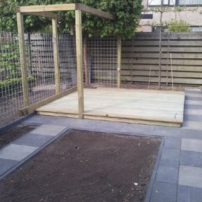 Aanleg nieuwe strakke tuin